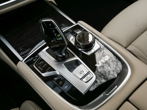 2017M760Li xDrive п؅^
