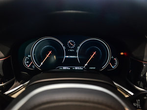 2017M760Li xDrive п؅^