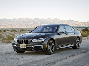 2017M760i xDrive w^