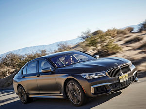 2017M760i xDrive w^