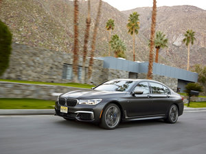 2017M760i xDrive w^