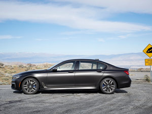 2017M760i xDrive w^