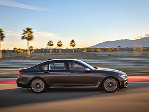 2017M760i xDrive w^