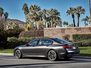 2017M760i xDrive w^