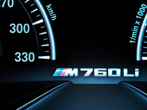 2017M760Li xDrive п؅^(q)