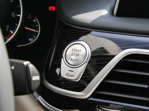 2017M760Li xDrive п؅^