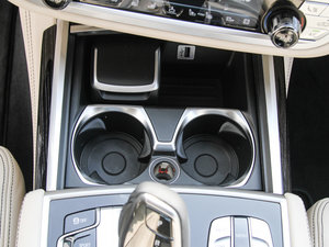 2017M760Li xDrive п؅^