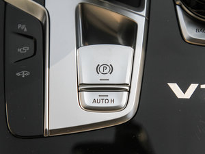 2017款M760Li xDrive 驻车制动器