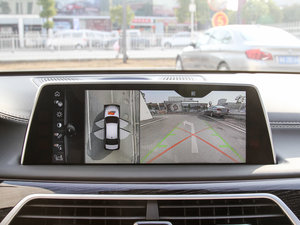 2017款M760Li xDrive 中控台显示屏