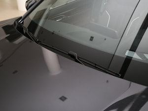 2017款740Li xDrive 豪华型 雨刷