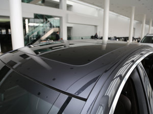 2017款740Li xDrive 豪华型 车顶