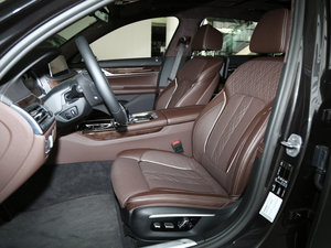 2017740Li xDrive A {