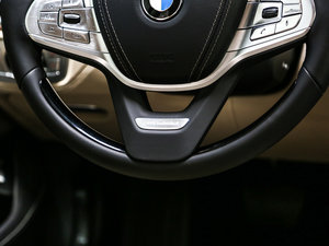 2017款750Li xDrive 个性化定制版 五座 中控区