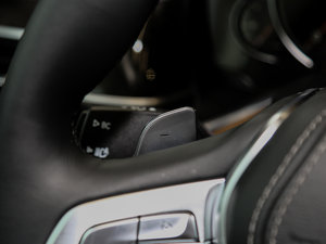 2017款740Li 领先型 中控区