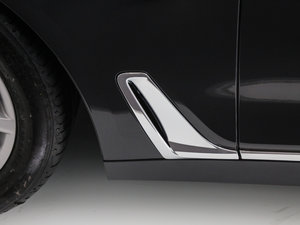 2017款730Li 豪华型 细节外观