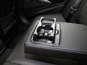 2017340i xDrive M\ g