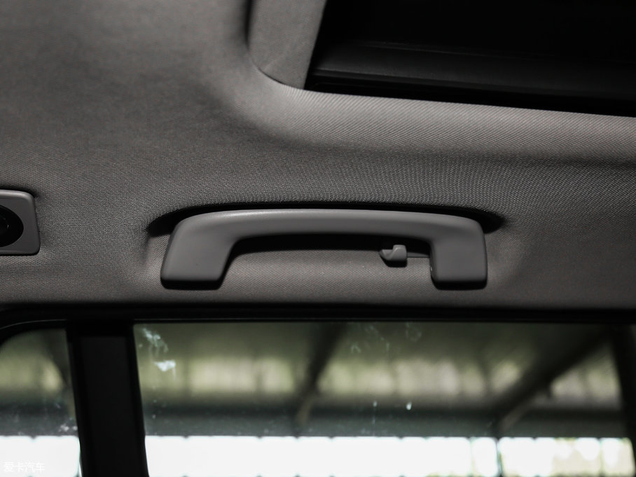 2017RX3Mڣ xDrive28i M\