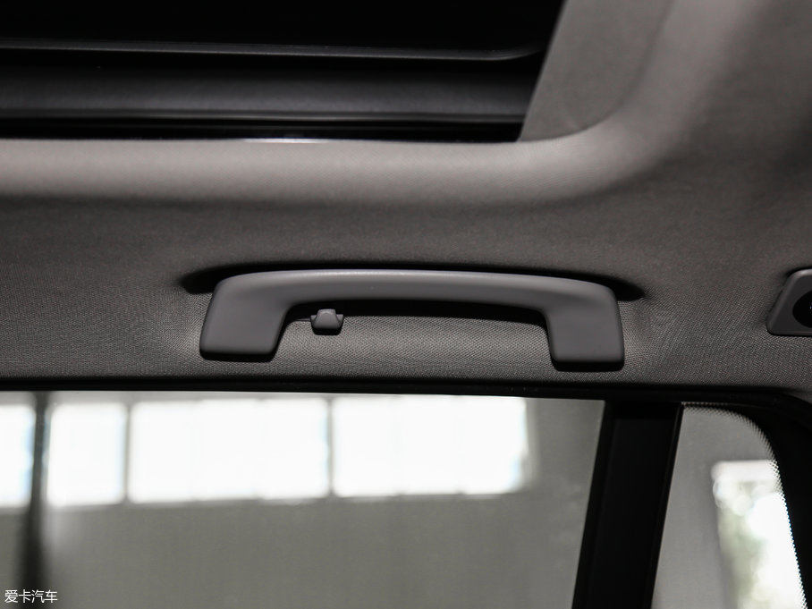 2017RX3Mڣ xDrive28i M\