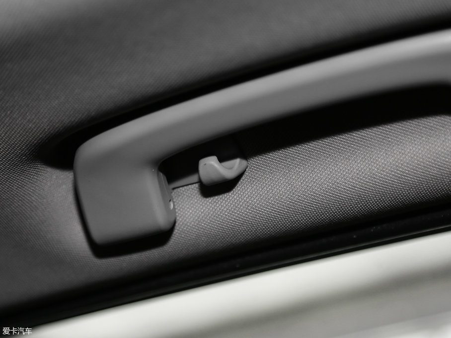 2017RX3Mڣ xDrive28i M\