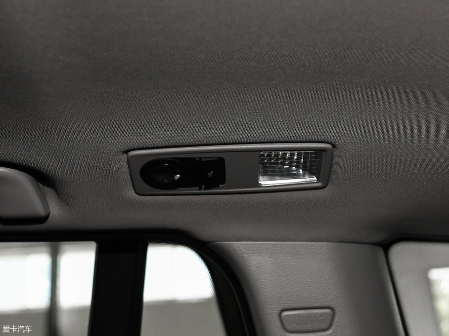 2017RX3Mڣ xDrive28i M\