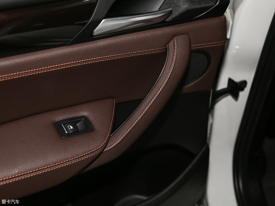 2017RX3Mڣ xDrive28i M\