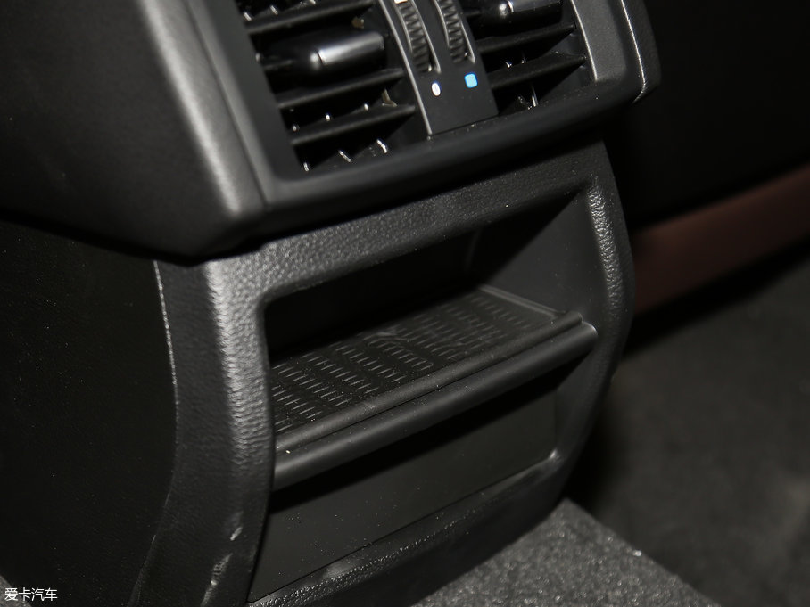 2017RX3Mڣ xDrive28i M\