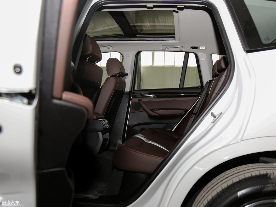 2017RX3Mڣ xDrive28i M\