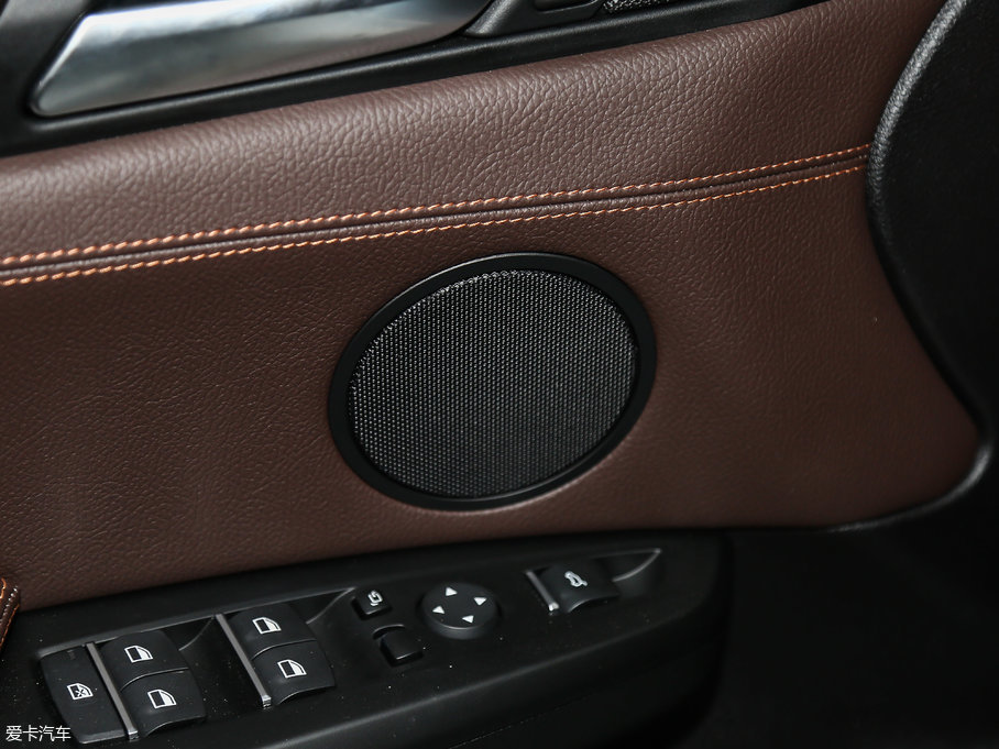 2017RX3Mڣ xDrive28i M\