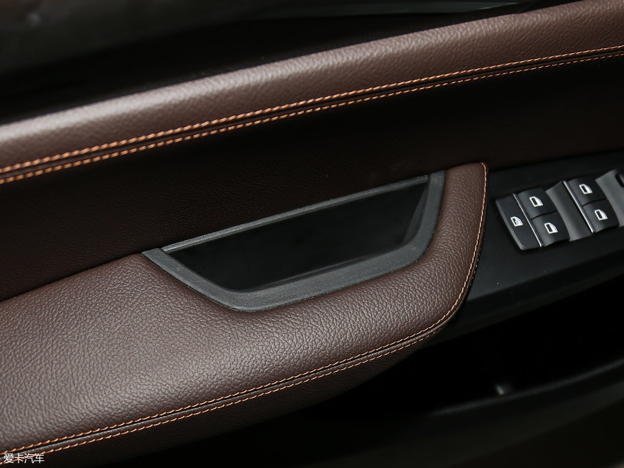 2017RX3Mڣ xDrive28i M\