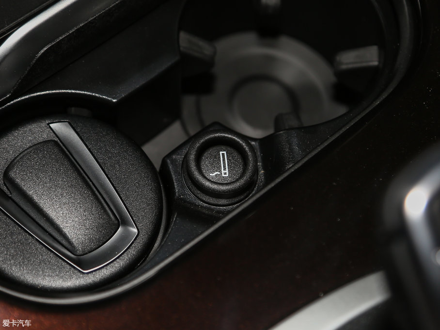 2017RX3Mڣ xDrive28i M\