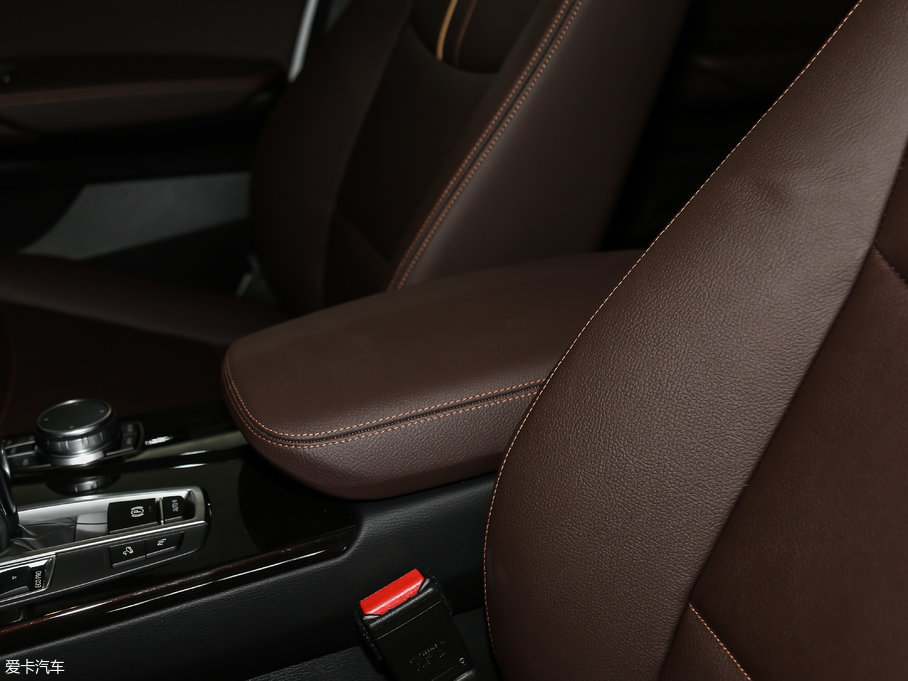 2017RX3Mڣ xDrive28i M\