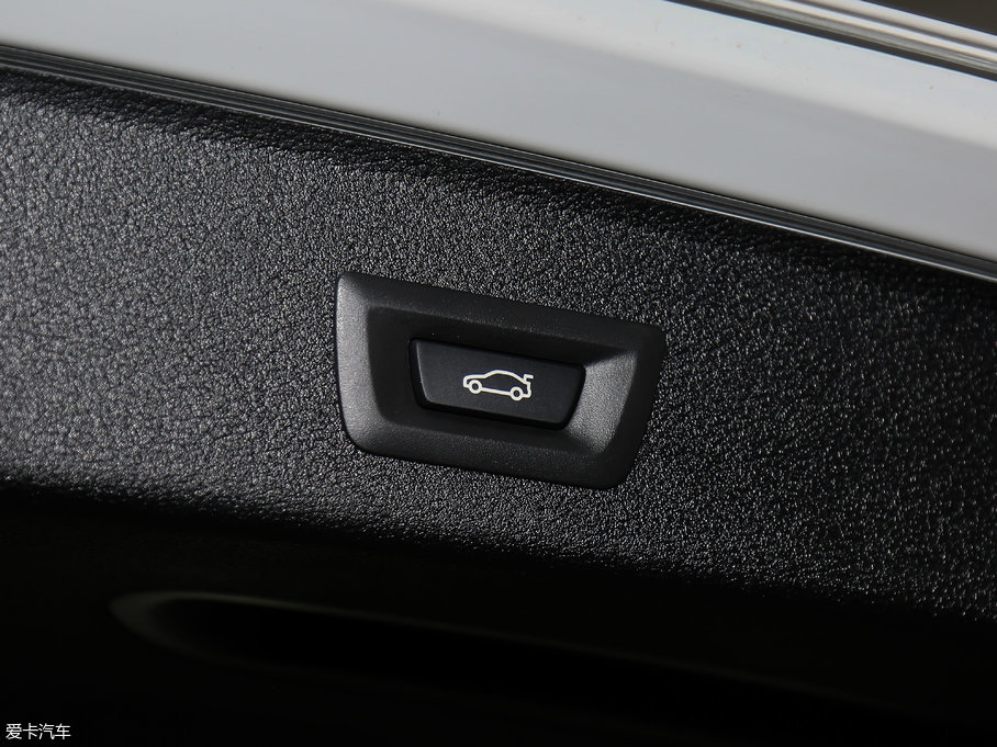 2017RX3M(jn)ڣ xDrive28i M\(yn)