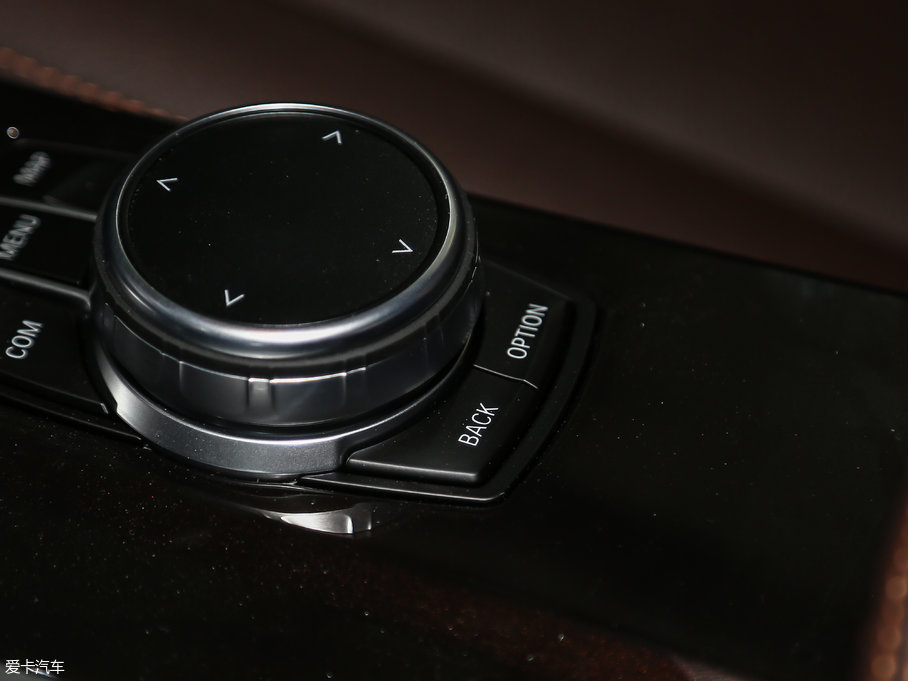 2017RX3Mڣ xDrive28i M\