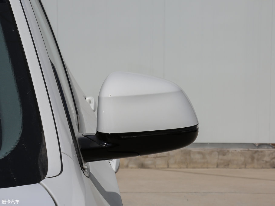 2017RX3Mڣ xDrive20i M\