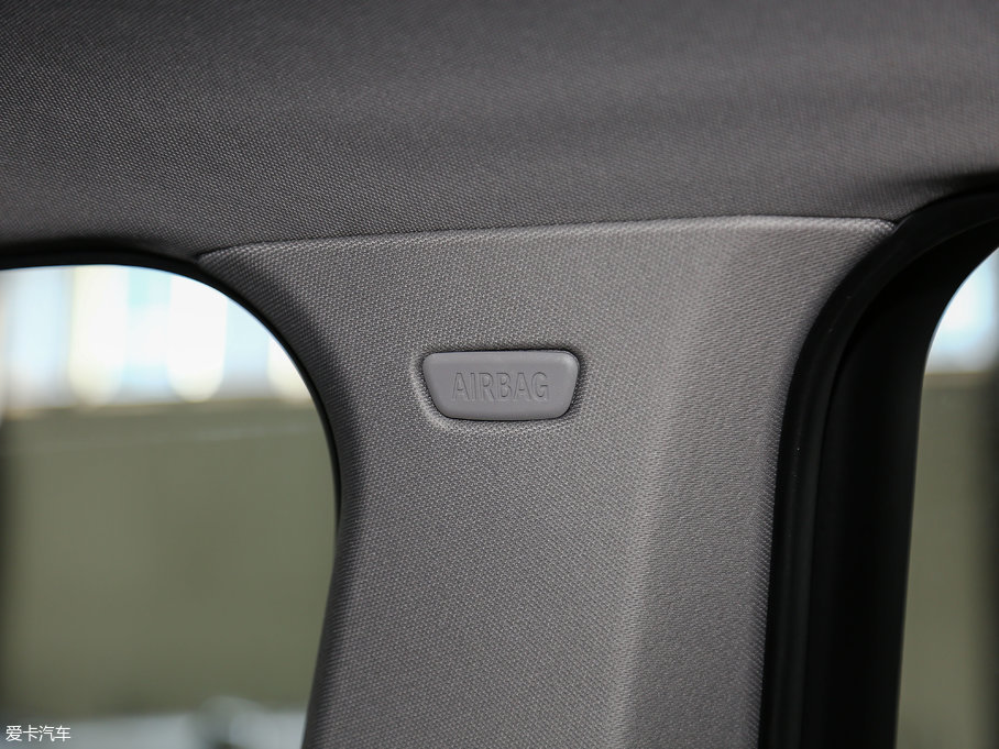 2017RX3Mڣ xDrive20i M\