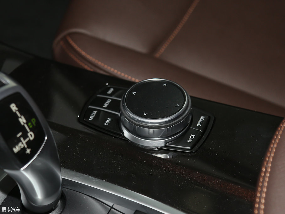 2017RX3Mڣ xDrive20i M\