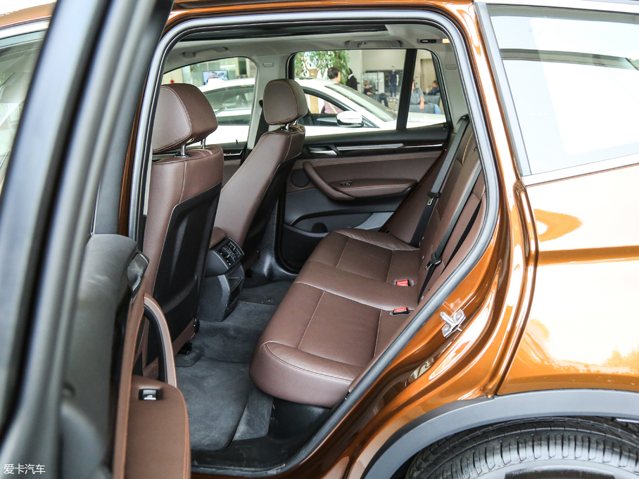 2017RX3Mڣ xDrive20i M\