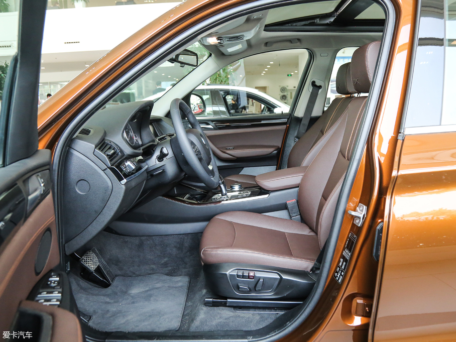 2017RX3Mڣ xDrive20i M\