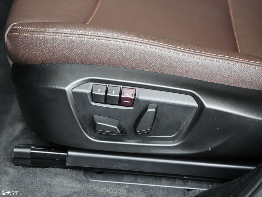 2017RX3Mڣ xDrive20i M\