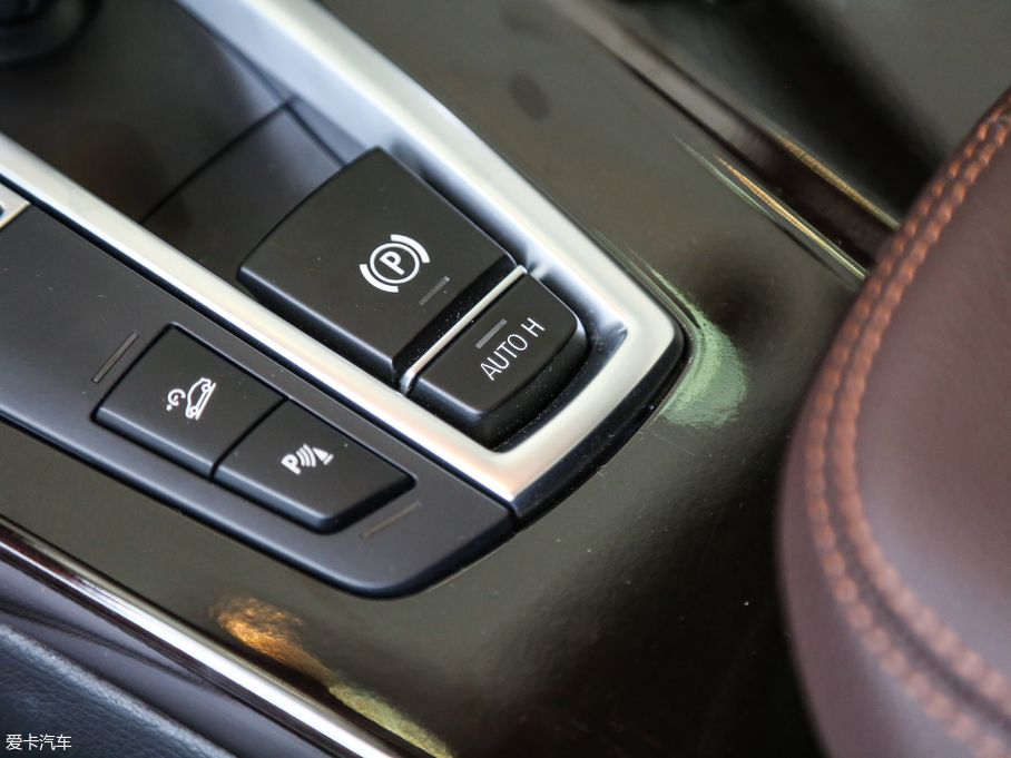 2017RX3Mڣ xDrive20i M\