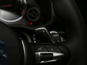 2017xDrive20i M\ п؅^