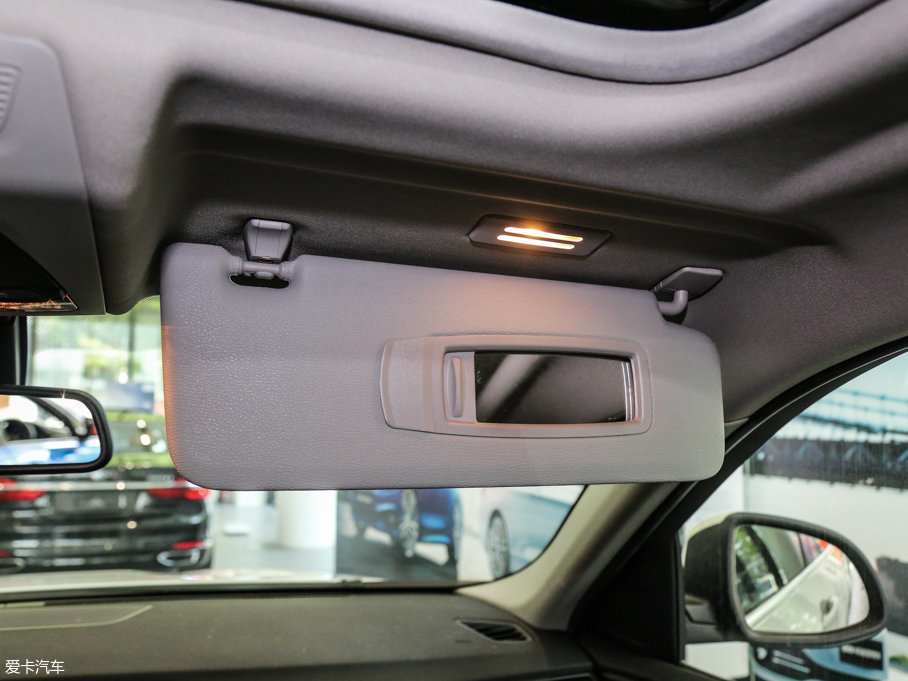 2017RX4 xDrive20i M\