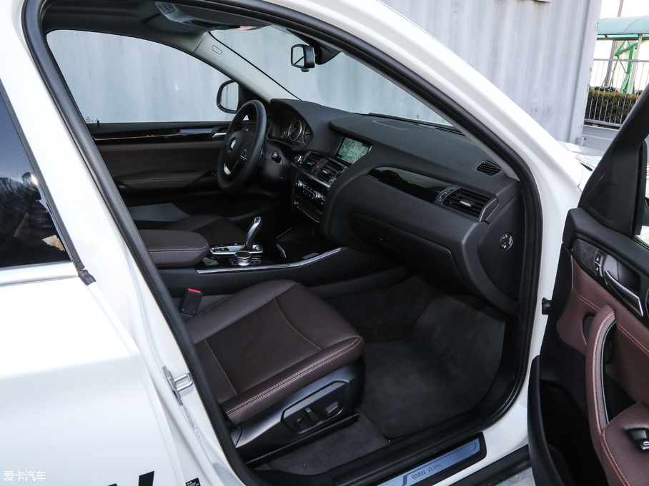 2017RX4 xDrive20i M\