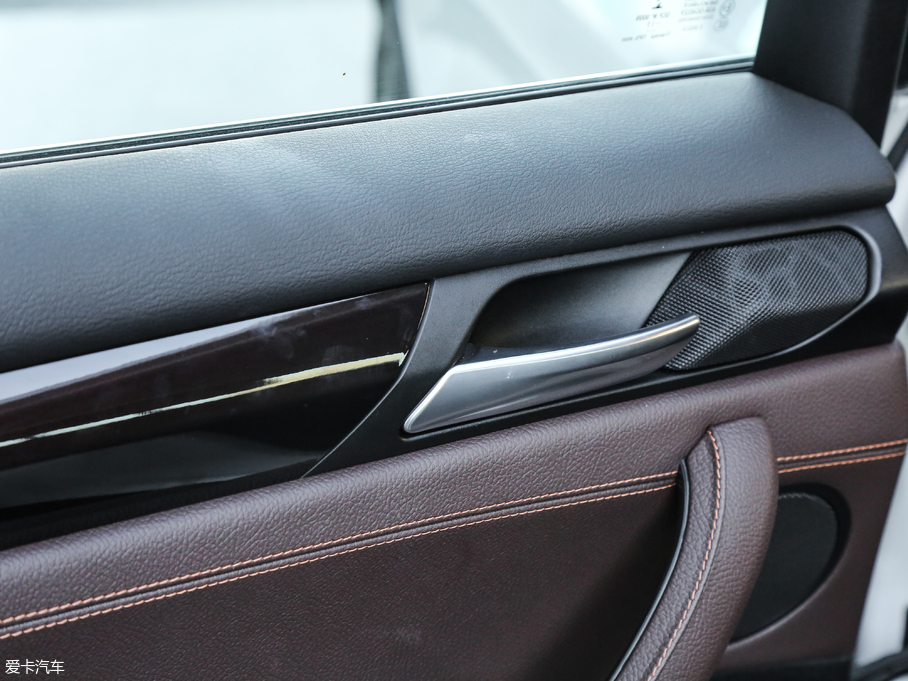 2017RX4 xDrive20i M\