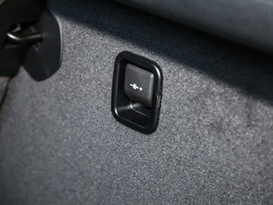 2017xDrive20i M\(yn)(dng) g