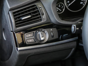 2017xDrive20i M\ п؅^