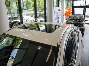 2017xDrive20i M\ (ji)^