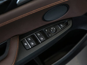 2017xDrive20i M\ п؅^