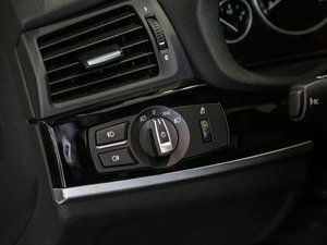 2017xDrive20i M\ п؅^