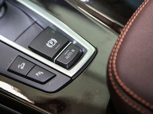 2017xDrive20i M\ п؅^